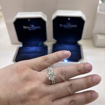The Diamond Ring - Jewelry Near Me - Milpitas, California