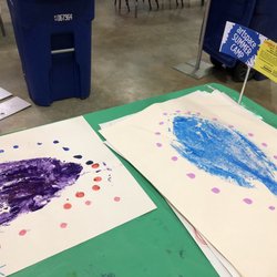 Farmers Seafood Company - 4/28/19. Artbreak! The largest student arts festival in the southern US! Gyotaku Japanese Fish Prints made with real Flounder from Farmer's!