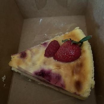 Le Rendez-Vous French Bakery - Strawberry Cheesecake - Bakeries Near Me - Oceanside, California