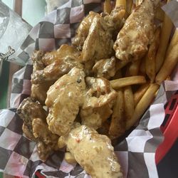 Caddy Shack - Jalapeño Ranch wings on the feature menu.