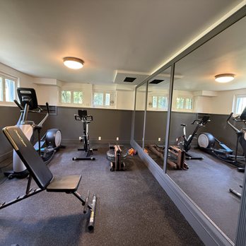 Gilberto's Home Repair - full basement renovation. Mirrors, trims, paint, windows. - General Contractors Near Me - Auburn, Washington Gilberto's Home Repair - full basement renovation. Mirrors, trims, paint, windows. - General Contractors Near Me - Auburn, Washington