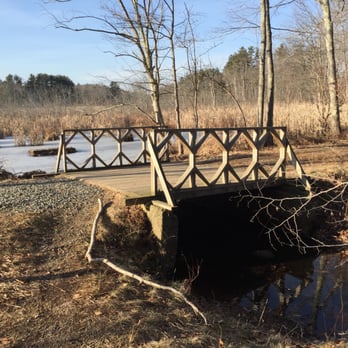 Ipswich River Wildlife Sanctuary - Bridge along the trail through the sanctuary - Parks Near Me - Topsfield, Massachusetts