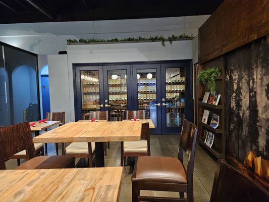 Bacchus Bar and Bistro by null