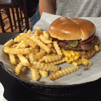 Holly Jo's Creekside Grill - American Near Me - Boones Mill, Virginia