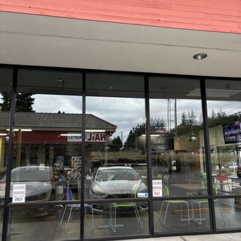 Waka Waka Snack Bar - Side of building where entrance is - Mexican Near Me - Everett, Washington Waka Waka Snack Bar - Side of building where entrance is - Mexican Near Me - Everett, Washington