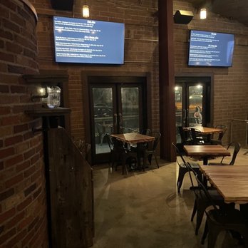 Brews Brothers Brewpub - Spacious - Brewpubs Near Me - Burbank, California Brews Brothers Brewpub - Spacious - Brewpubs Near Me - Burbank, California