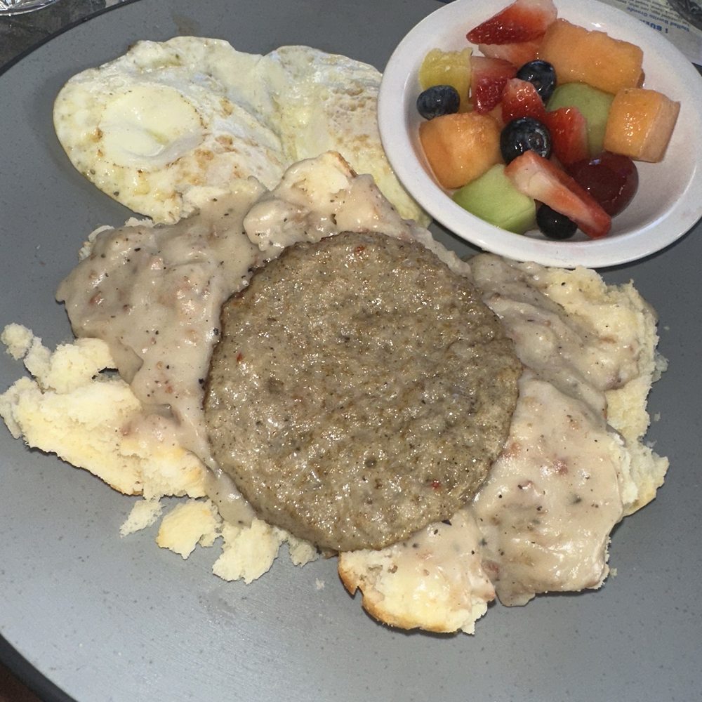 Clear Sky Cafe - Biscuits & Gravy Open Faced - New American Near Me - Clearwater, Florida