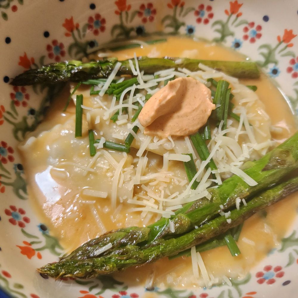 Farmhouse Delivery - Lobster ravioli and asparagus (from a meal kit) - CSA Near Me - Austin, Texas