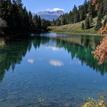 Valley of the Five Lakes - Hiking Near Me - Jasper, Alberta