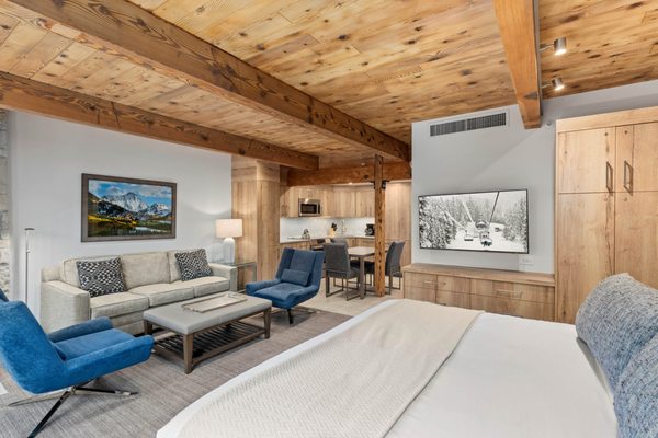 Aspen Square Condominium Hotel by null