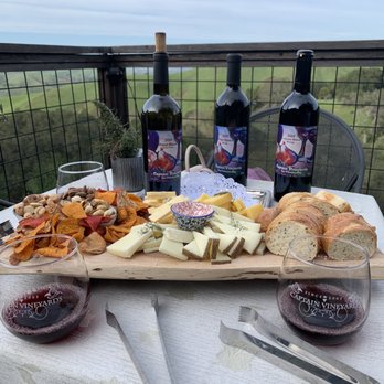 Captain Vineyards - Wine and cheese platter - Wineries Near Me - Moraga, California