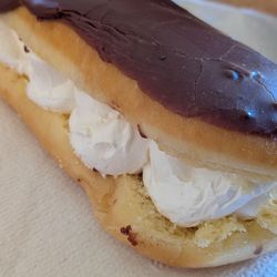 Honey Donuts - Cream stuffed chocolate bar