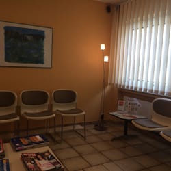 Dr. Lars Albrecht - Wartezimmer