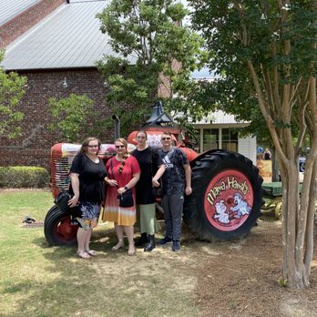 Mama Hamil’s  - My family in front of Mamas - Southern Near Me - Madison, Mississippi