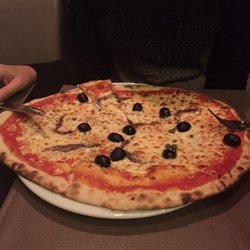 La Piazza - pizza Napolitana