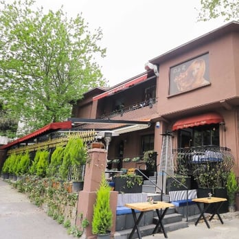 Dizzy Brasserie - Yeniköyün yeni mekanı. Huzur verici bahçesi güzel yemekleri kalitelili müzik ve harika coctail'leri ile sizleri bekliyoruz. - Bars Near Me - Istanbul, 34
