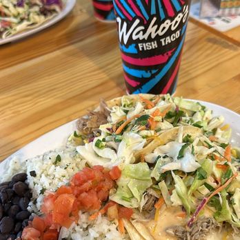 Wahoo's Fish Tacos - 2 Tacos Plate - carnitas - Mexican Near Me - Las Vegas, Nevada