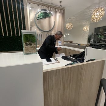 Element Irvine - The guy that was gone and did not put a sign saying I will be right back. - Hotels Near Me - Irvine, California