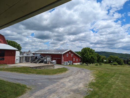 Hunt Country Vineyards by null