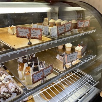 Half Moon Bay Bakery - Baked goods - Bakeries Near Me - Half Moon Bay, California Half Moon Bay Bakery - Baked goods - Bakeries Near Me - Half Moon Bay, California