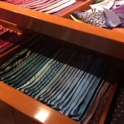 Brooks Brothers Factory Outlet