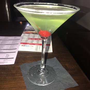 Sushi Nova - Apple Martini - Sushi Bars Near Me - Orland Park, Illinois