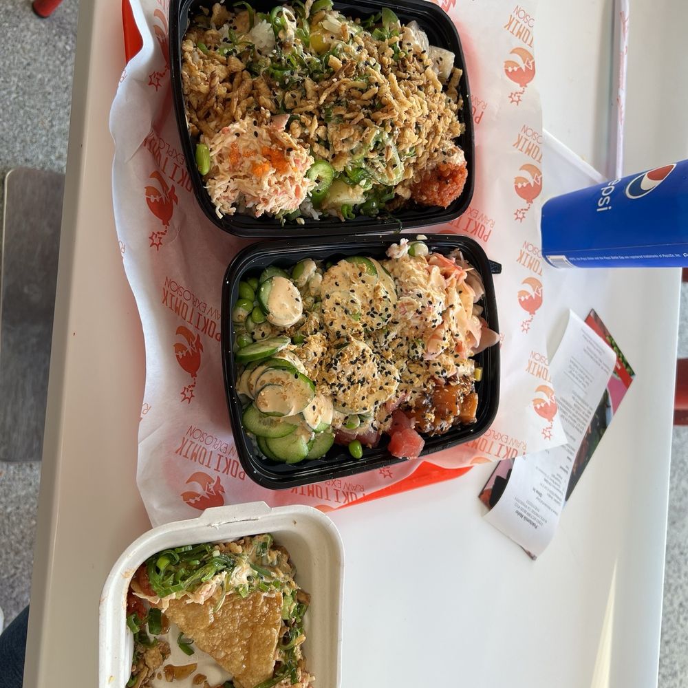 PokiTomik - Poke & taco - Poke Near Me - Valley Glen, California