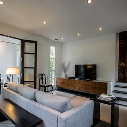 The Sarah Clifford Guest House & Cottage - Living Room