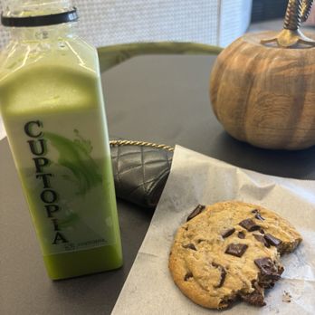 Cuptopia cafe - Green juice - Coffee & Tea Near Me - Westminster, California Cuptopia cafe - Green juice - Coffee & Tea Near Me - Westminster, California