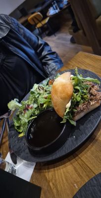 Bo.Vine Burgers & Bar by null