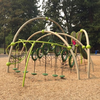 Evelyn Shiffler Park - This is the best playground I have seen - Parks Near Me - Beaverton, Oregon