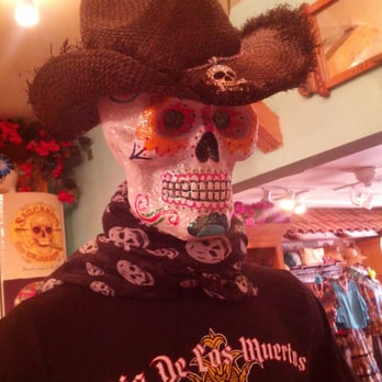 Tienda de Reyes - Mannequin! - Gift Shops Near Me - San Diego, California Tienda de Reyes - Mannequin! - Gift Shops Near Me - San Diego, California