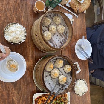 Shanghai Restaurant - Mapo's Tofu, scallion pancake, soup dumplings - Dim Sum Near Me - Fort Lee, New Jersey