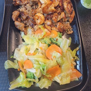 Mr Teriyaki - Ensalada & Mixed Combo Teriyaki. - Japanese Near Me - San Antonio, Texas Mr Teriyaki - Ensalada & Mixed Combo Teriyaki. - Japanese Near Me - San Antonio, Texas