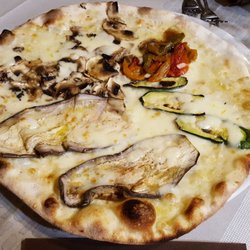 Lo Convento - Forgot what the pizza was called but it's veggie and delish