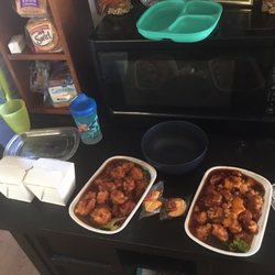 Happy Dragon - General Tso's chicken and Orange chicken