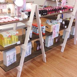 Hallyu Cosmetics