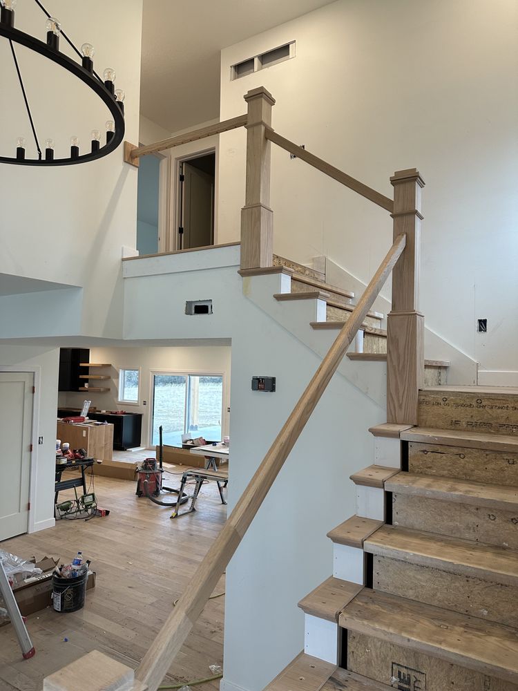 Slide of D’s Handyman Service