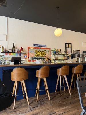 MOTO Delicatessen & Bodega by null