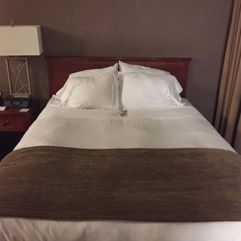 Radisson Hotel Bismarck - Hotels Near Me - Bismarck, North Dakota Radisson Hotel Bismarck - Hotels Near Me - Bismarck, North Dakota