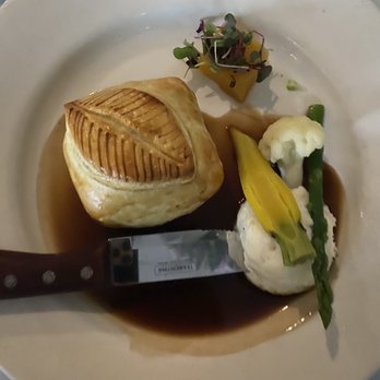 CF Food Kitchen - Beef wellington - New American Near Me - Granada Hills, California CF Food Kitchen - Beef wellington - New American Near Me - Granada Hills, California