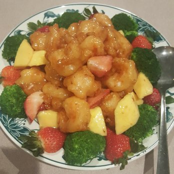 Moy's Restaurant - Mango shrimp - Chinese Near Me - Columbus, Ohio