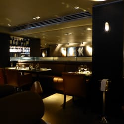 Dakota - Inside the restaurant