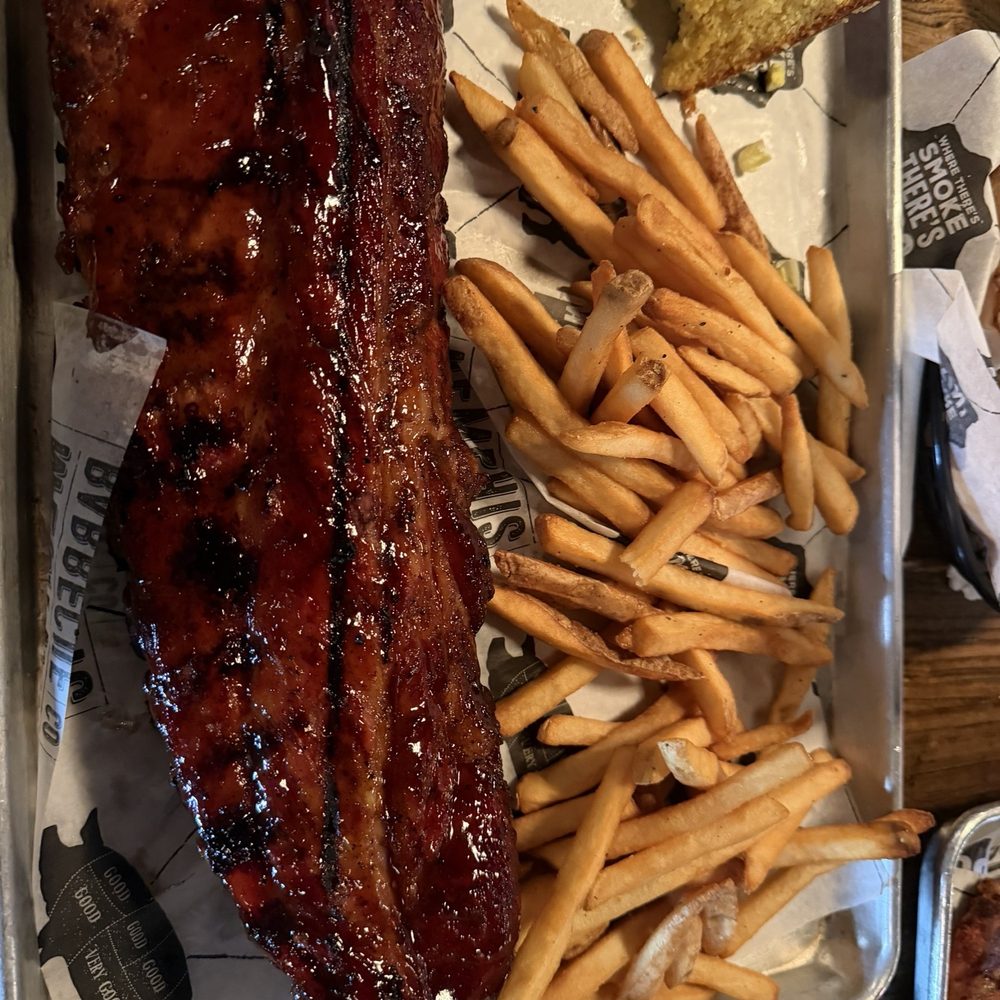 Memphis Barbecue - Full rack... DRY!!! - Barbeque Near Me - Horn Lake, Mississippi Memphis Barbecue - Full rack... DRY!!! - Barbeque Near Me - Horn Lake, Mississippi