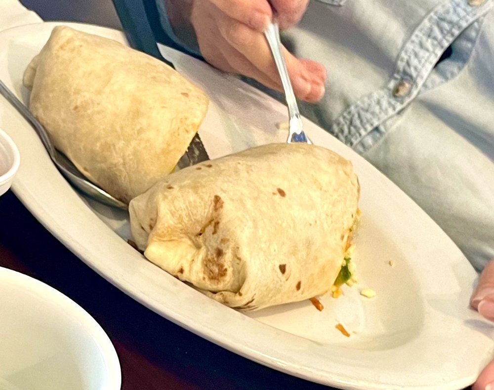 TONY’S PIZZA Updated October 2024 48 Photos & 106 Reviews 300 E