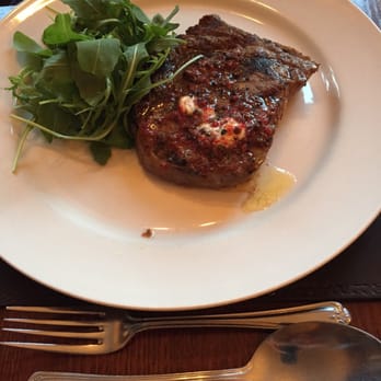 The Cricketers - Steak and arugula salad - Gastropubs Near Me - Saffron Walden, ESS