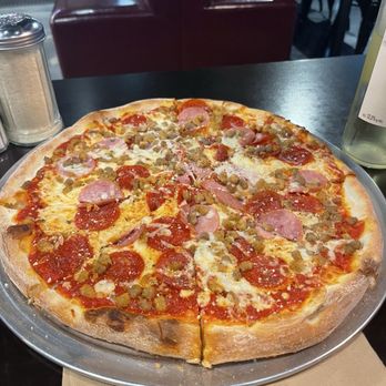 Slice City Pizza - My pizza Meat Lover's Pizza - Large 16" (8 Slices) - Pizza Near Me - Fort Worth, Texas Slice City Pizza - My pizza Meat Lover's Pizza - Large 16" (8 Slices) - Pizza Near Me - Fort Worth, Texas
