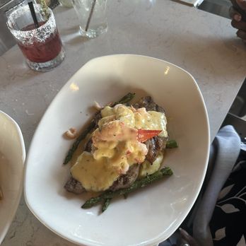 Oxbow Urban Kitchen - Steak and seafood asparagus was cooked perfectly and liked the purée mash potatoes - Steakhouses Near Me - Sumner, Washington Oxbow Urban Kitchen - Steak and seafood asparagus was cooked perfectly and liked the purée mash potatoes - Steakhouses Near Me - Sumner, Washington