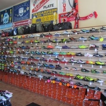 Planète Foot - Sporting Goods Near Me - Gatineau, Quebec Planète Foot - Sporting Goods Near Me - Gatineau, Quebec