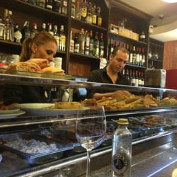Brocense 22 - Barra y pinchos